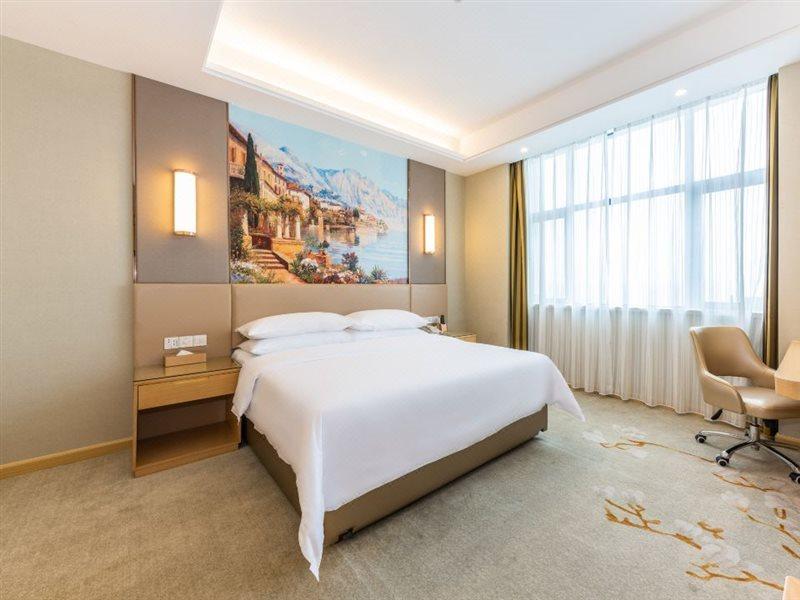 Vienna International Hotel 우한 외부 사진